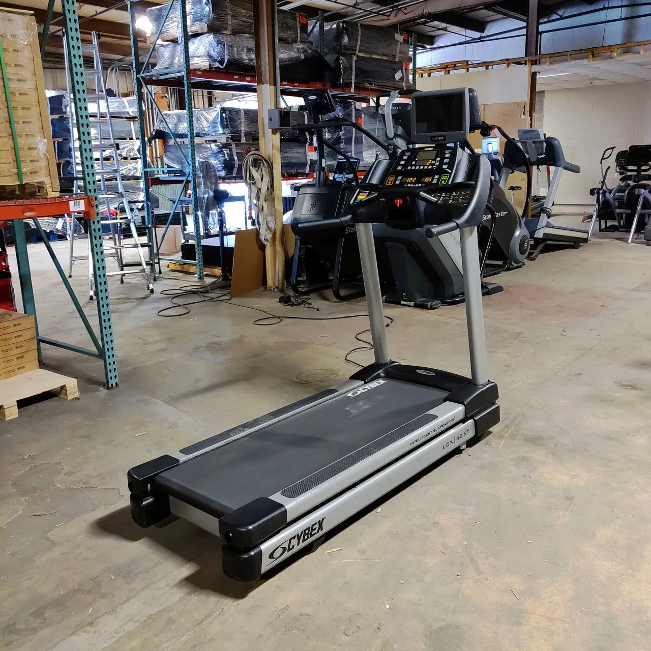 Cybex Treadmill 425T LCX Model Commercial Grade