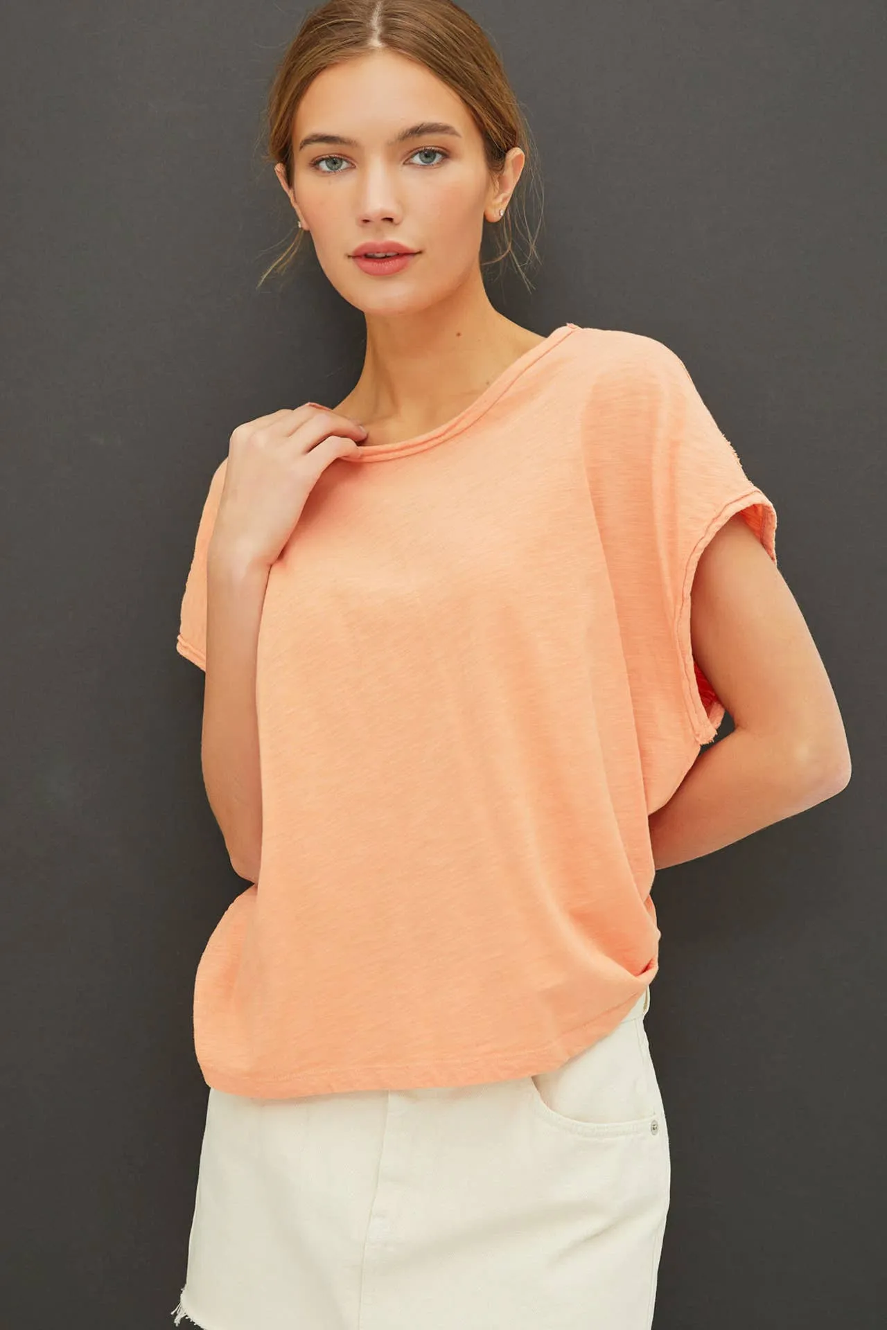 EXPOSED SEAM DETAIL BOXY MUSCLE TOP