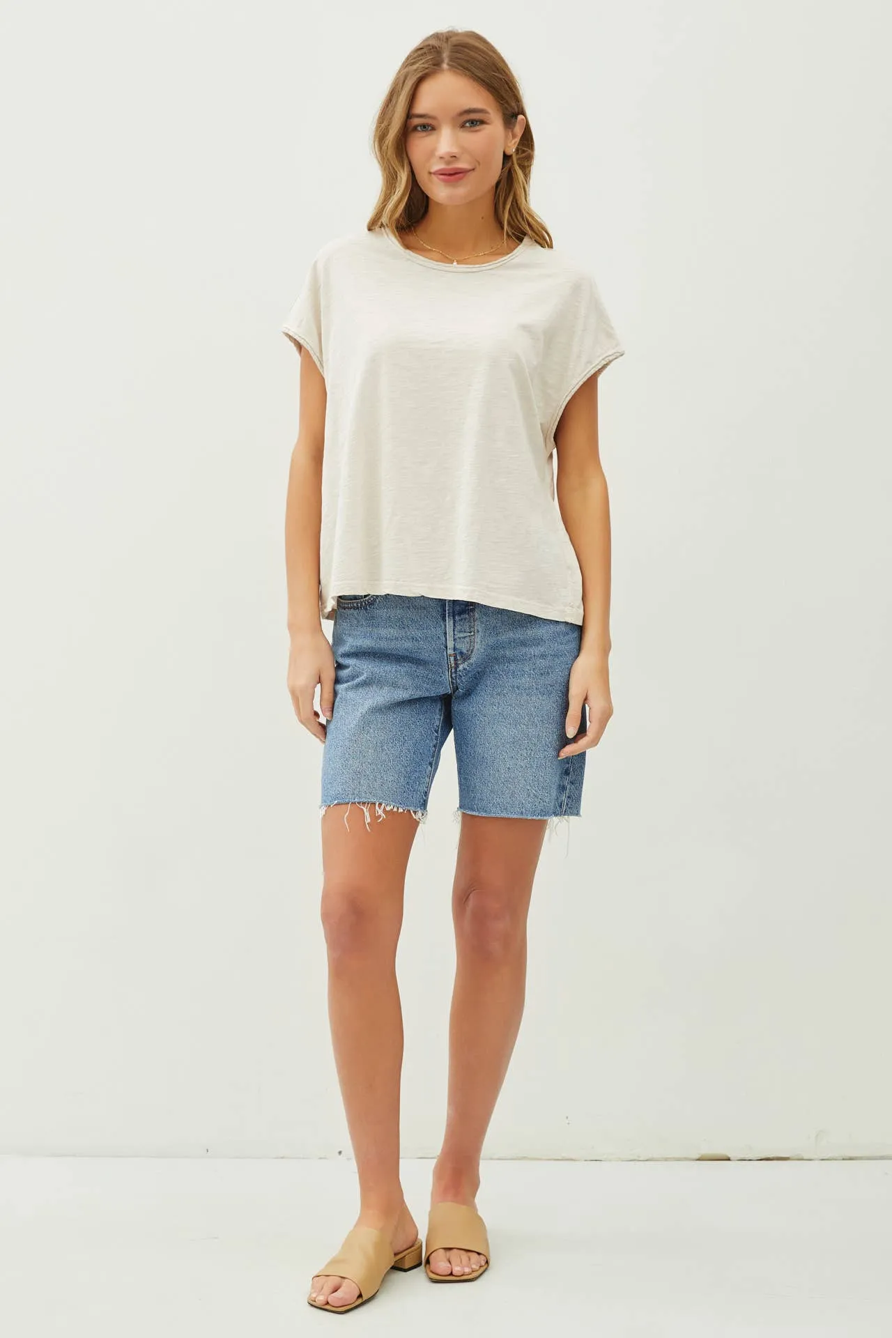 EXPOSED SEAM DETAIL BOXY MUSCLE TOP