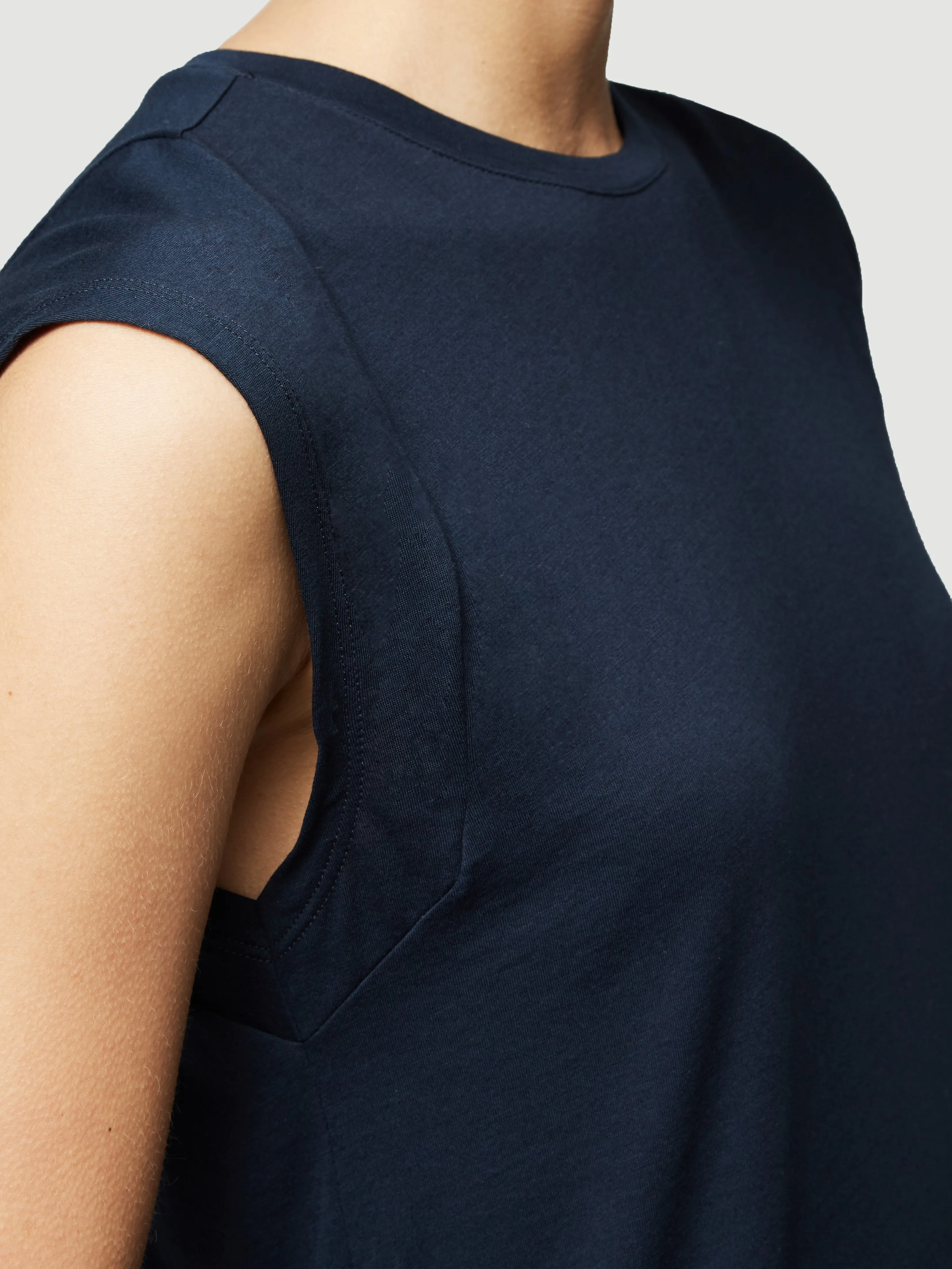 Le Mid Rise Muscle Tee -- Navy