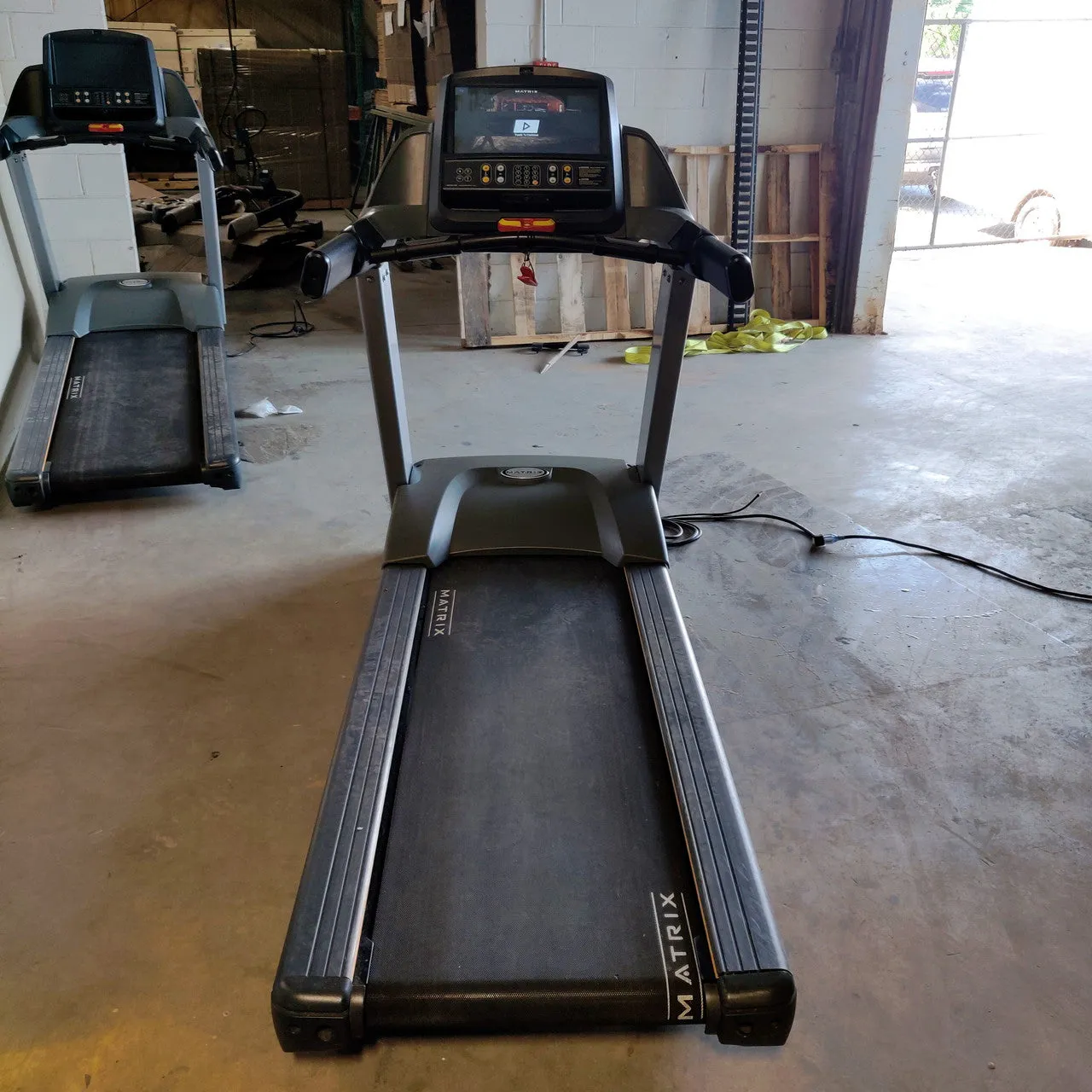 Matrix Treadmill T1X Series With Interactive Console