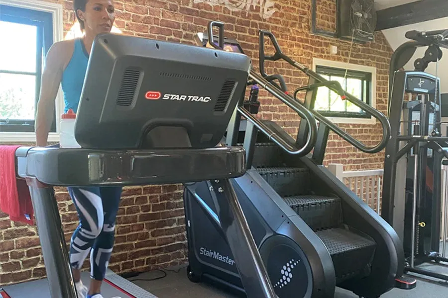 Star Trac 10 Series FreeRunner Treadmill